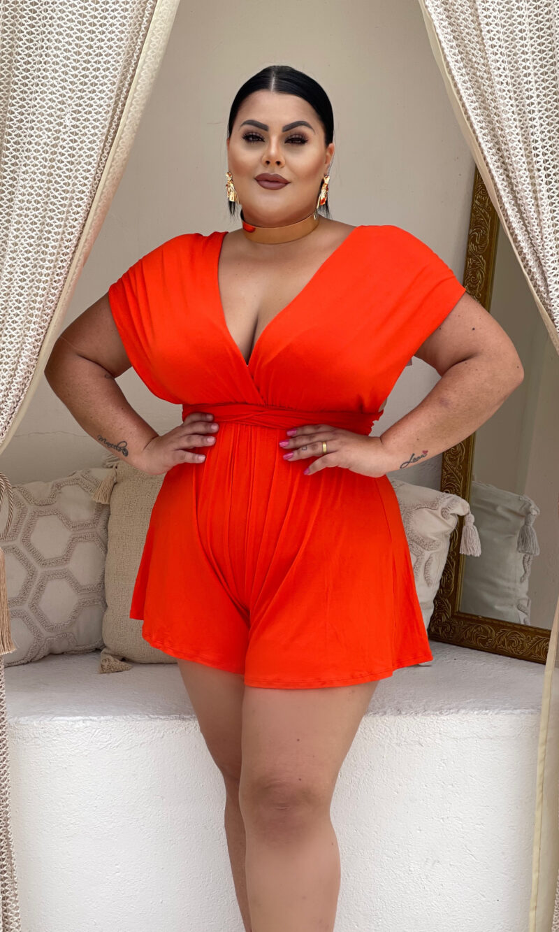 macaquinho thaise anarruga fúcsia plus size (cópia)