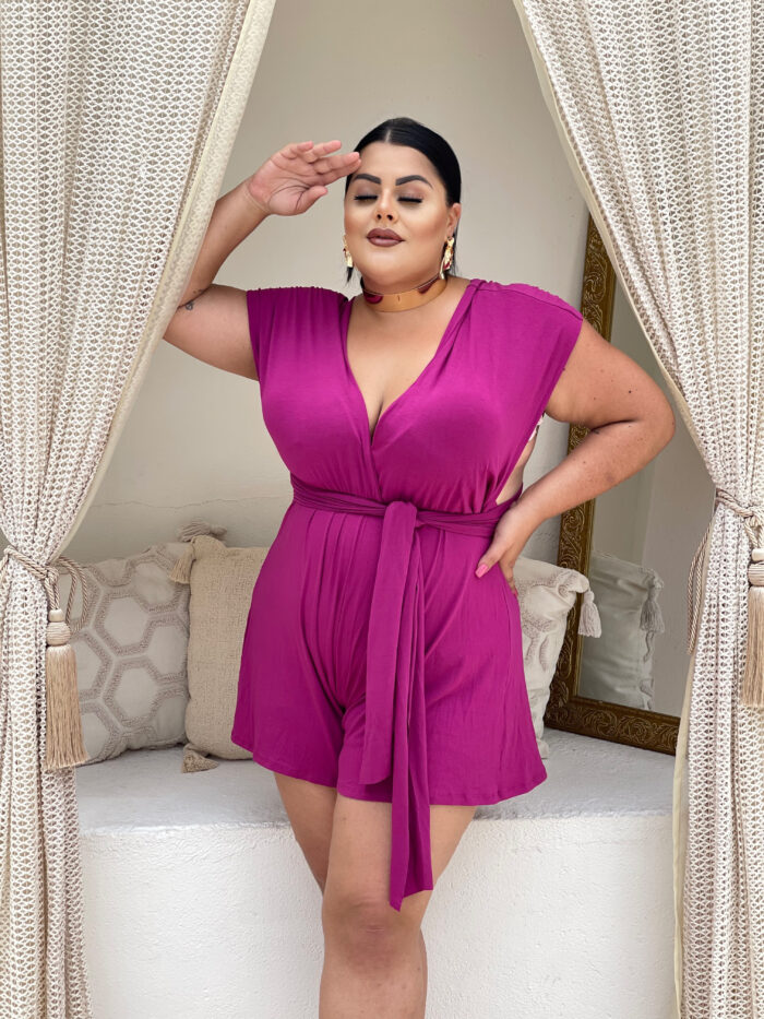 macaquinho thaise anarruga fúcsia plus size (cópia) macaquinho thaise anarruga fúcsia plus size (cópia)