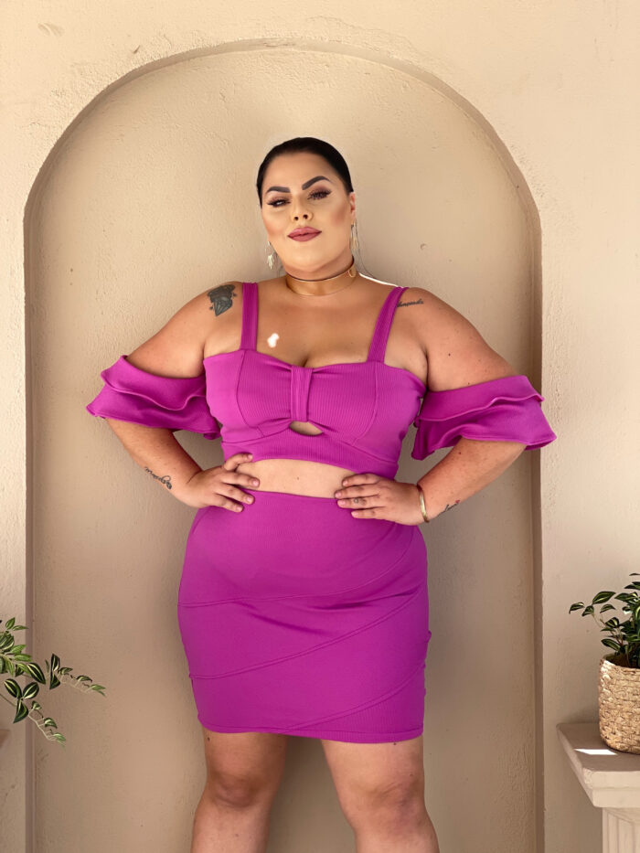 conjunto luiza cropped + saia anarruga preto plus size (cópia)