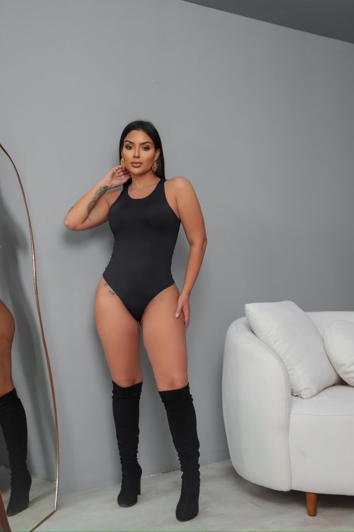 body zarah fluity gola redonda preto plus size (cópia) body zarah fluity gola redonda preto plus size (cópia)
