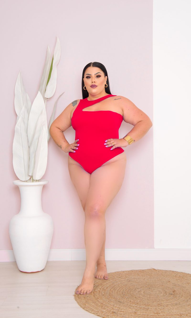 body anarruga mada com decote transversal plus size verde (cópia)