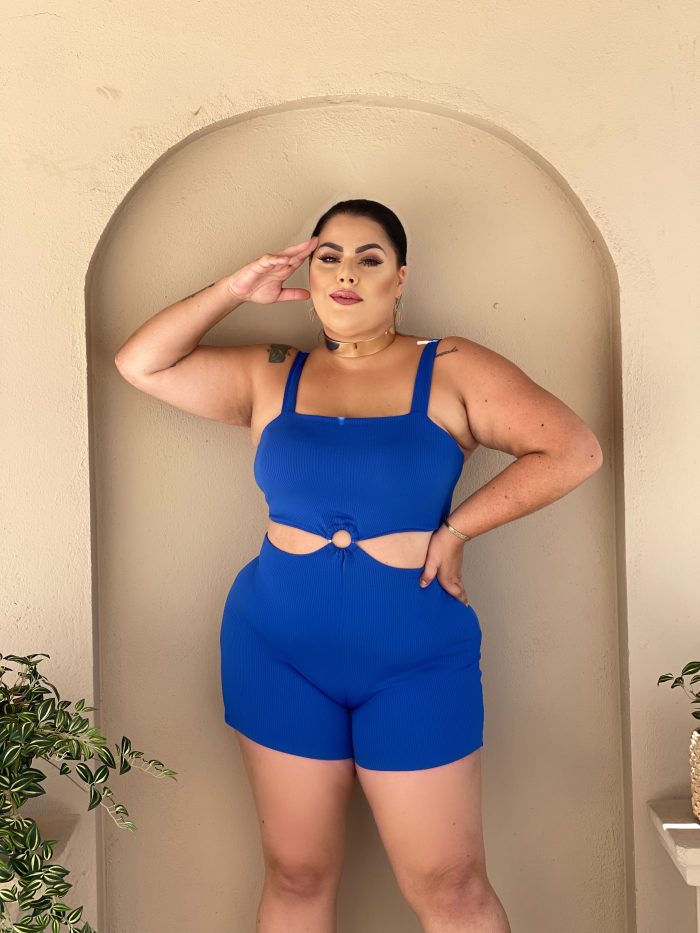 macaquinho thaisa anarruga fúcsia plus size (cópia)