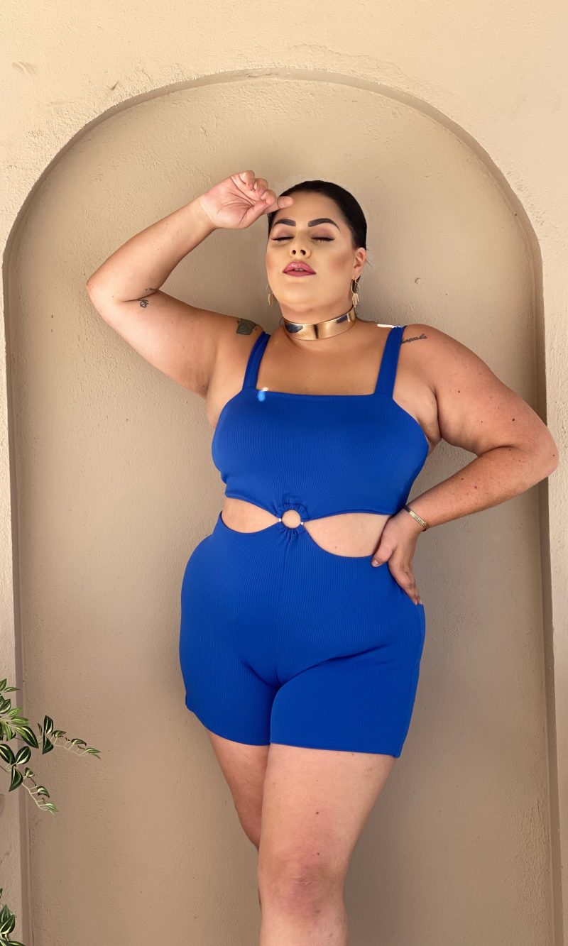 macaquinho thaisa anarruga fúcsia plus size (cópia) macaquinho thaisa anarruga fúcsia plus size (cópia)