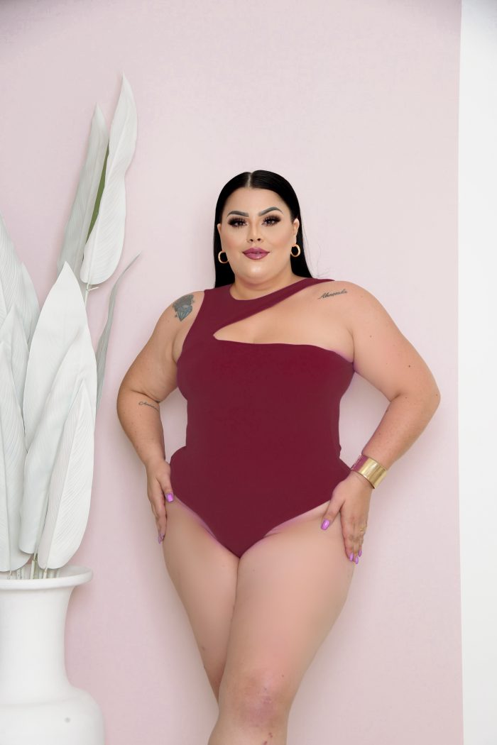 body anarruga mada com decote transversal plus size fucsia (cópia) body anarruga mada com decote transversal plus size fucsia (cópia)