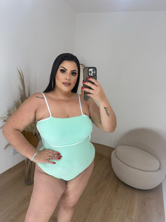 body isís alça fina com bojo tecido ribana verde Água plus size body isís alça fina com bojo tecido ribana verde Água plus size