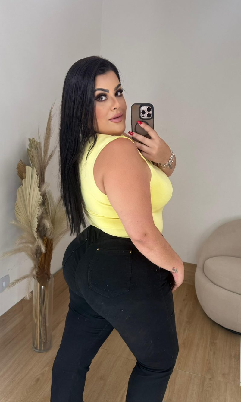 body nick fluity gola quadrada amarelo manteiga plus size body nick fluity gola quadrada amarelo manteiga plus size