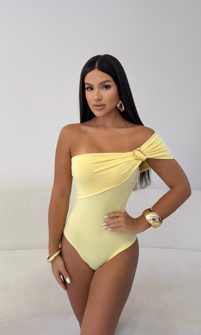 body decotado feminino manga nula com detalhe fivela premium