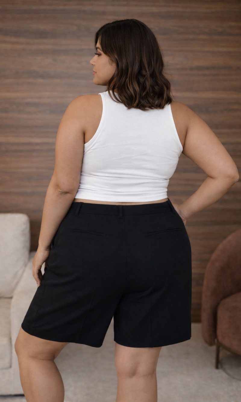cropped celina com decote frontal abertura na barriga com alça fina premium preto plus