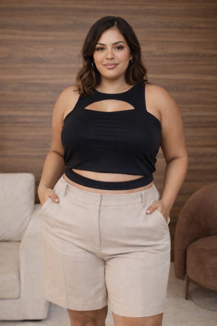 cropped celina com decote frontal abertura na barriga com alça fina premium preto plus
